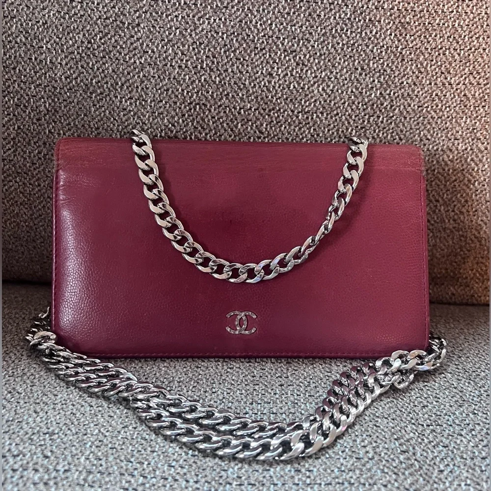 Authentic Chanel Lambskin Red Flap Wallet WOC Bag - Picture 2 of 12